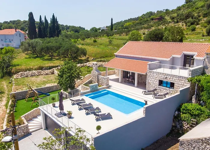 Madrevita Exclusive Villa *